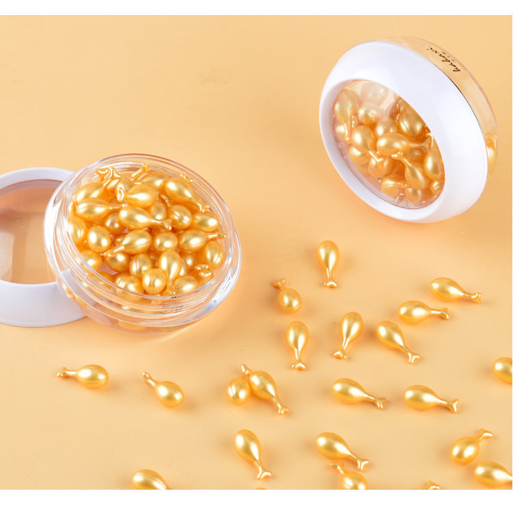 Moisturizing serum with pearl extract nourishes and rejuvenates the skin