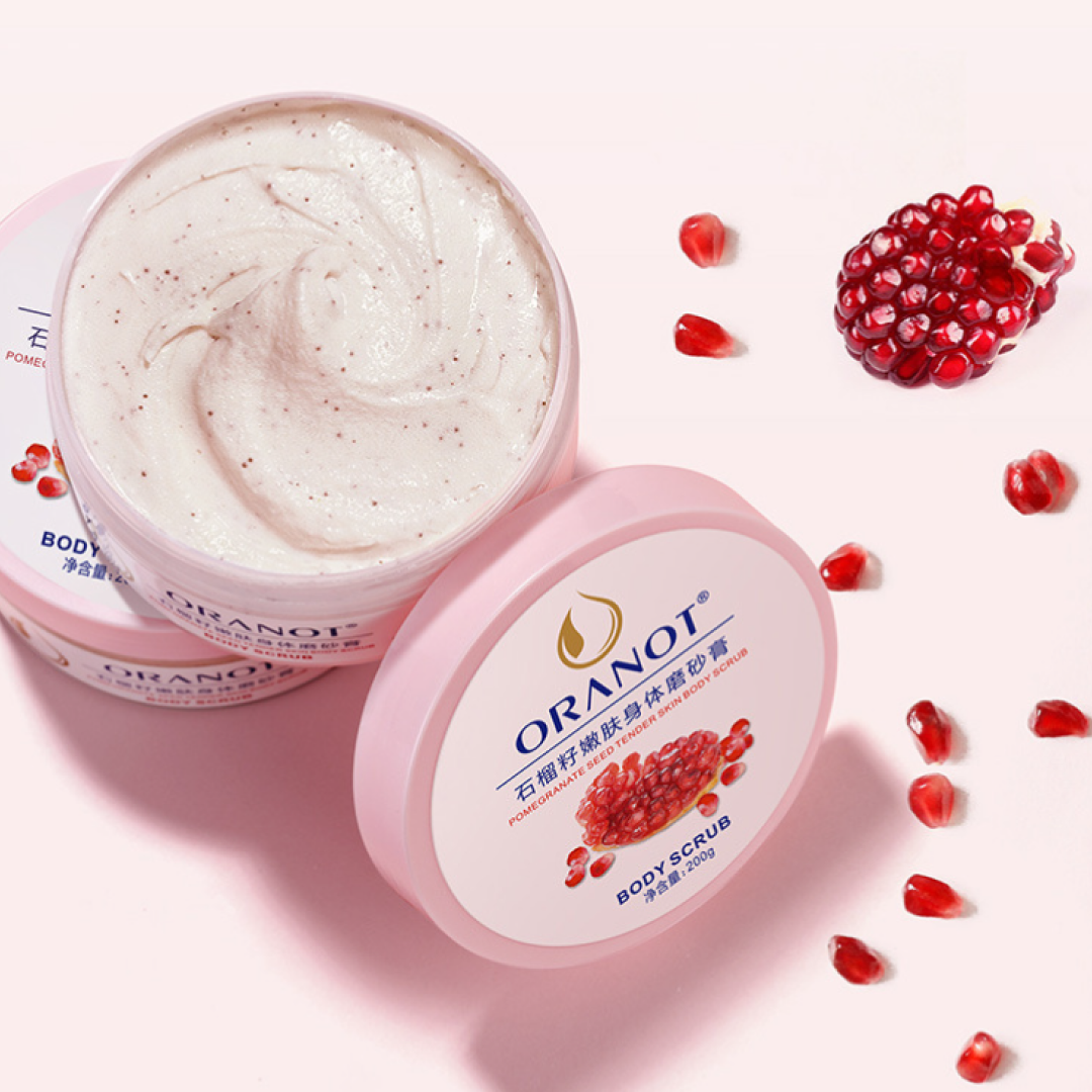 Whitening Body Scrub | Brightening Skin Tone and Moisturizing Deeply