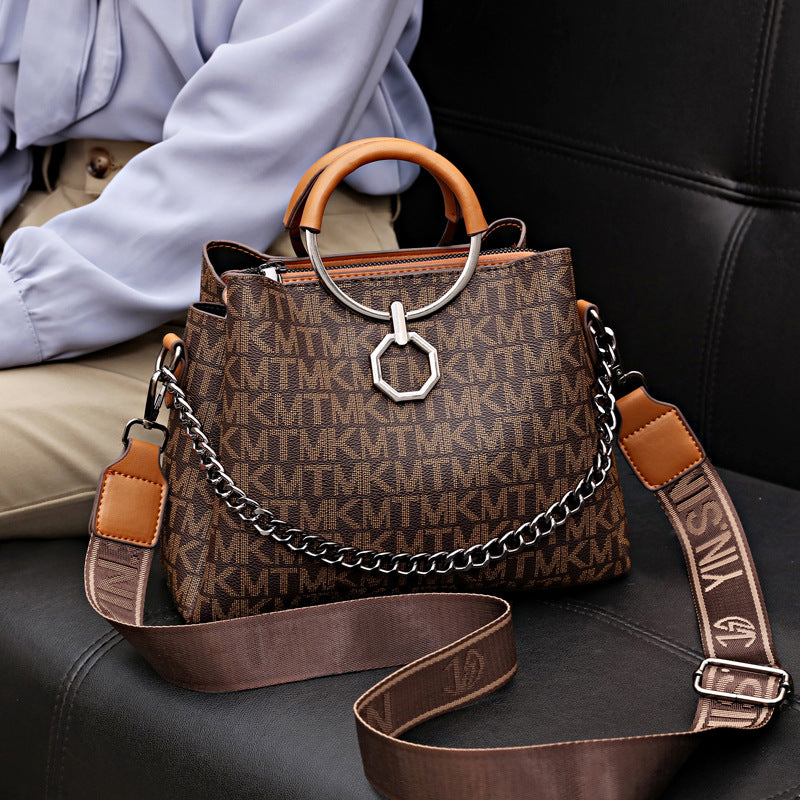 High-end women's leather bag l Elegant, seductive, luxury